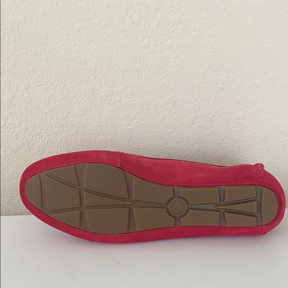 Ugg W Flores Loafer (run small) - Picture 6 of 10